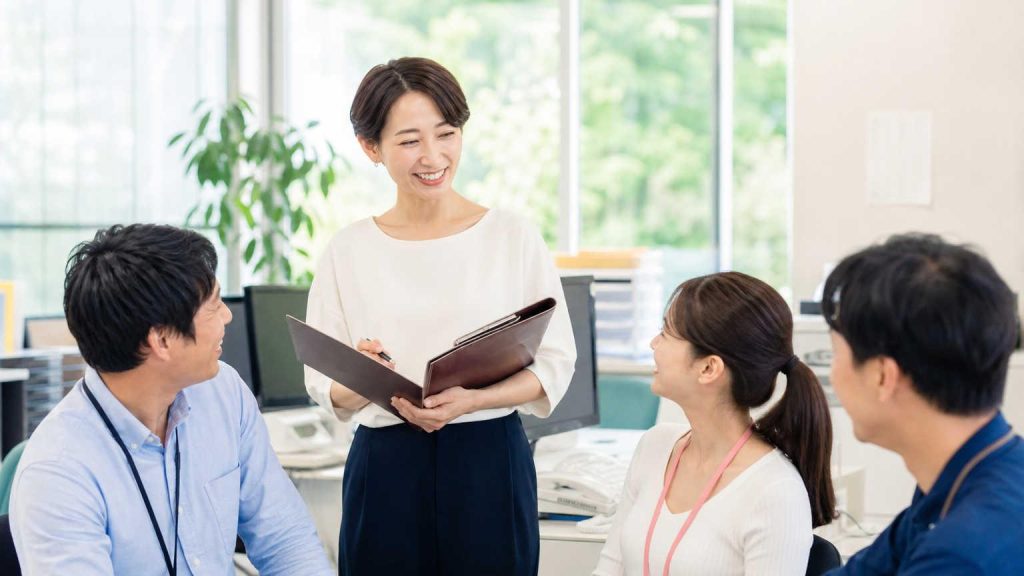 採用後に継続して必要な手続き