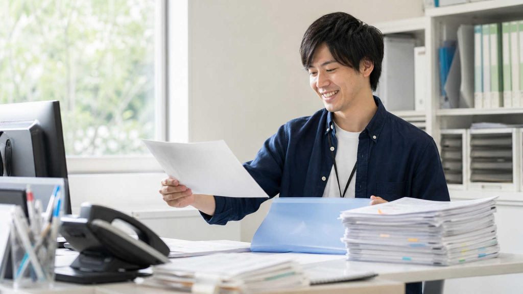 在留資格申請で必要になる主な書類一覧