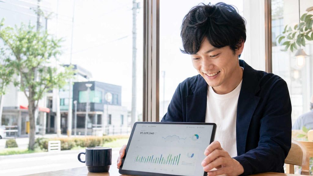 外国人採用のROIとは？採用投資が「割に合うか」を数字で判断する方法
