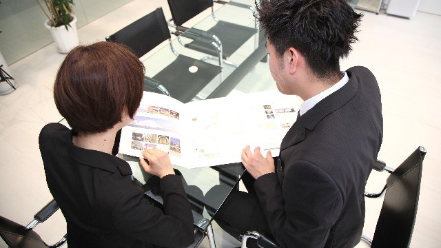 採用後も油断大敵！スタッフを離脱させないために乗り越えるべき2つの危機