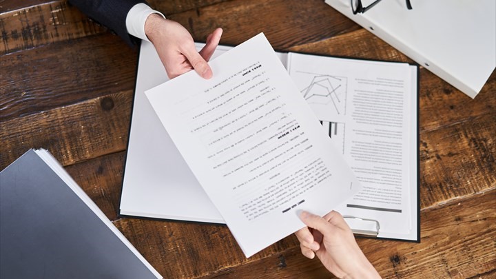 営業代行の契約書とは?失敗しないためのポイントを解説します